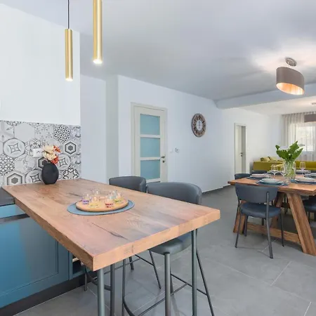 Hizina Veleniki Villa Poreč