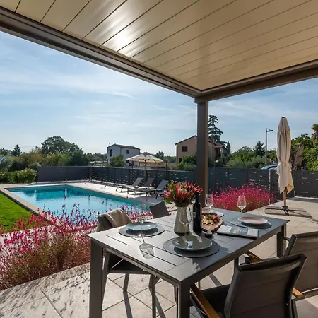 Hizina Veleniki Villa Poreč
