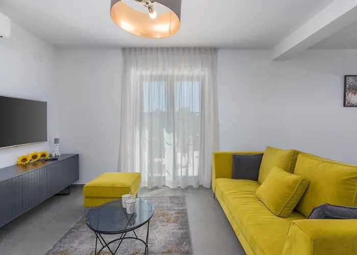 Hizina Veleniki 波雷奇